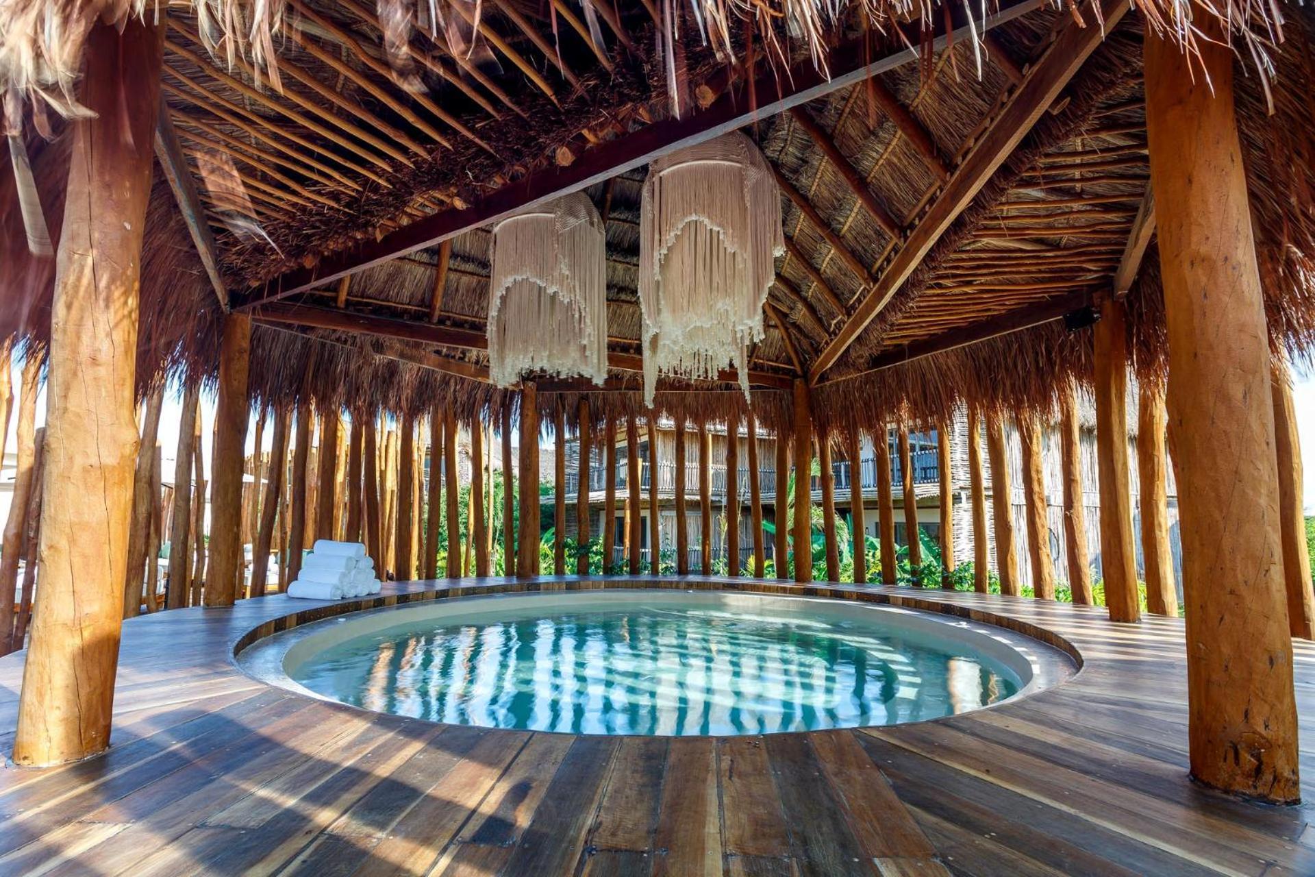 Hotel Shibari - Restaurant & Cenote Club トゥルム エクステリア 写真