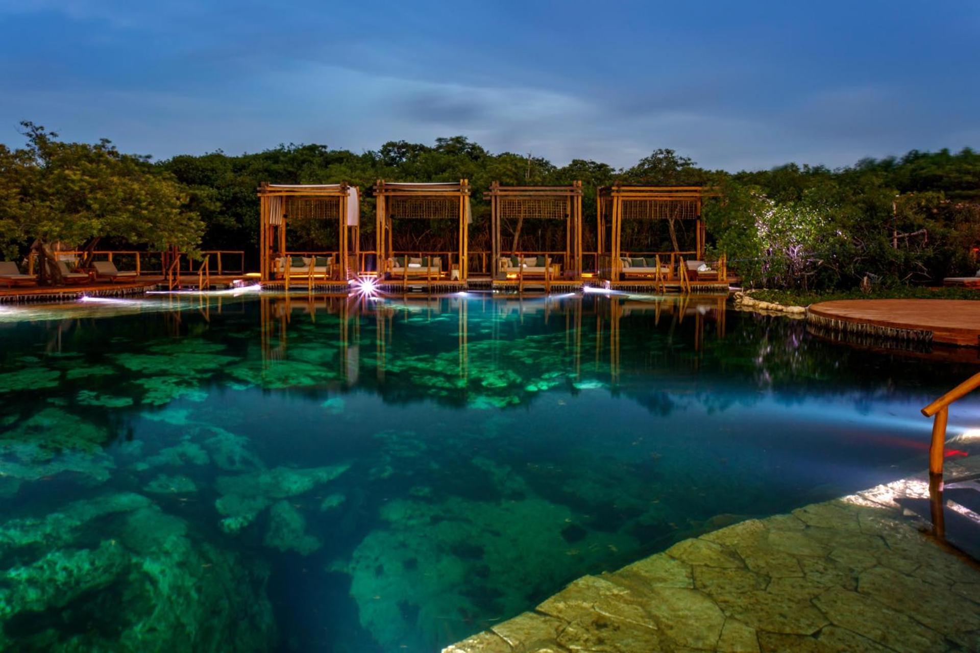 Hotel Shibari - Restaurant & Cenote Club トゥルム エクステリア 写真